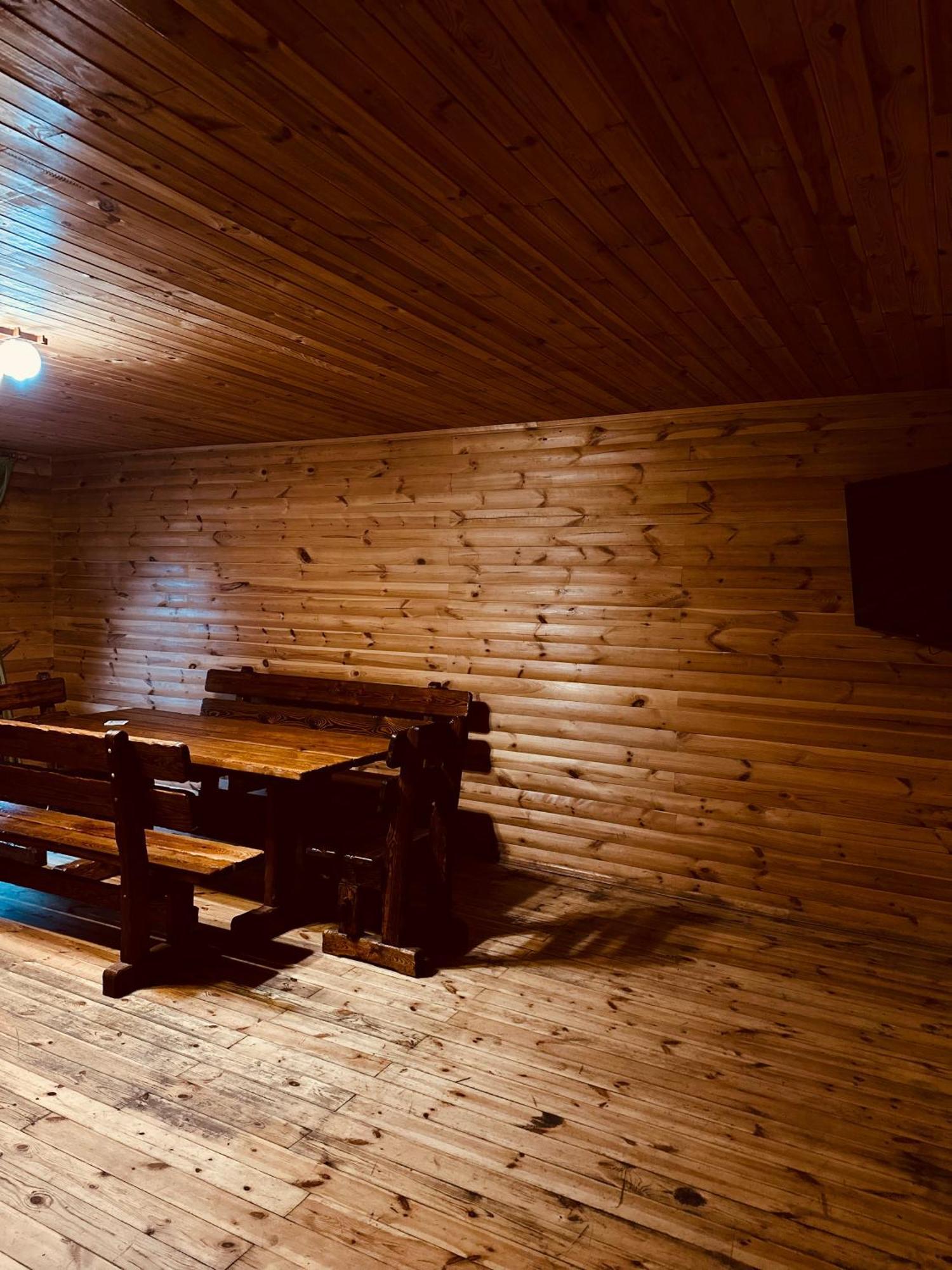 Райский Дворик Pogreby  Buitenkant foto